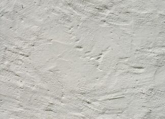 Dlaczego mam szorstkie pięty?