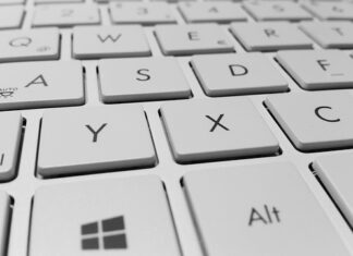 Co lepsze guma czy pasta do włosów?